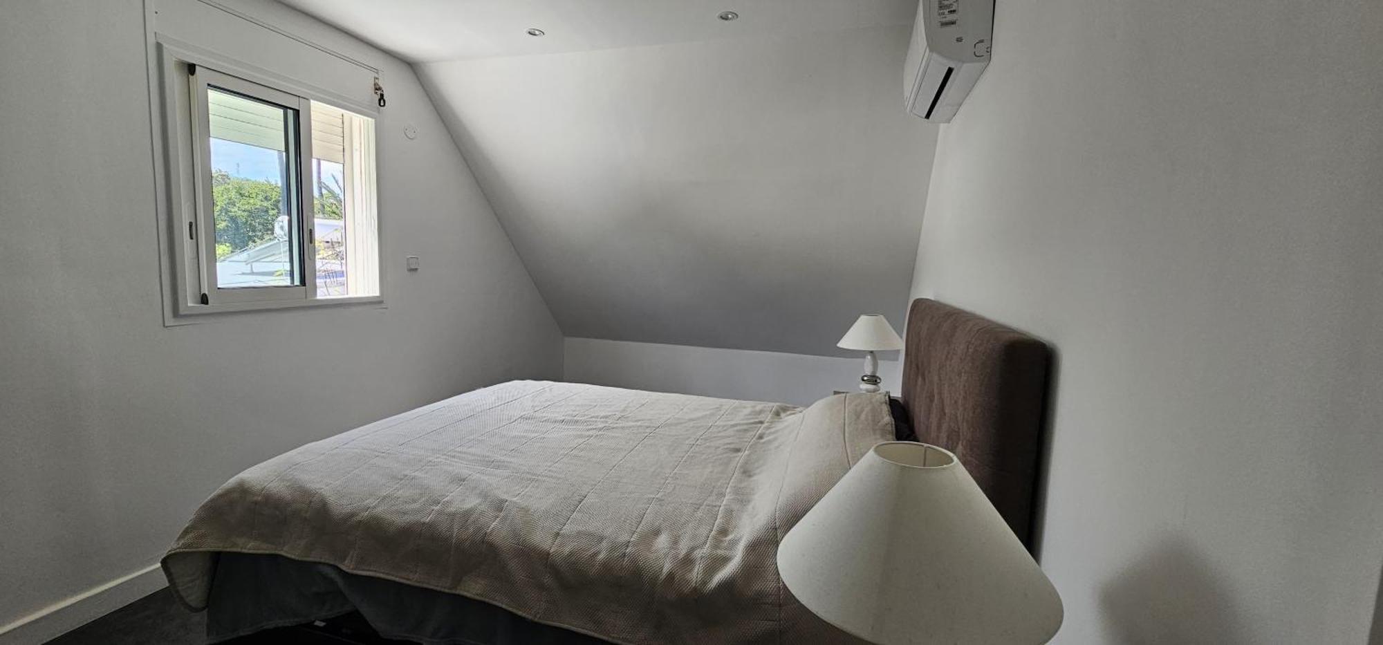 Villa Soleil L'Etang-Sale Экстерьер фото